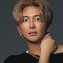 ヘア&メイクアップアーティスト・いむたんさんの「くずれない」メイク術を大調査