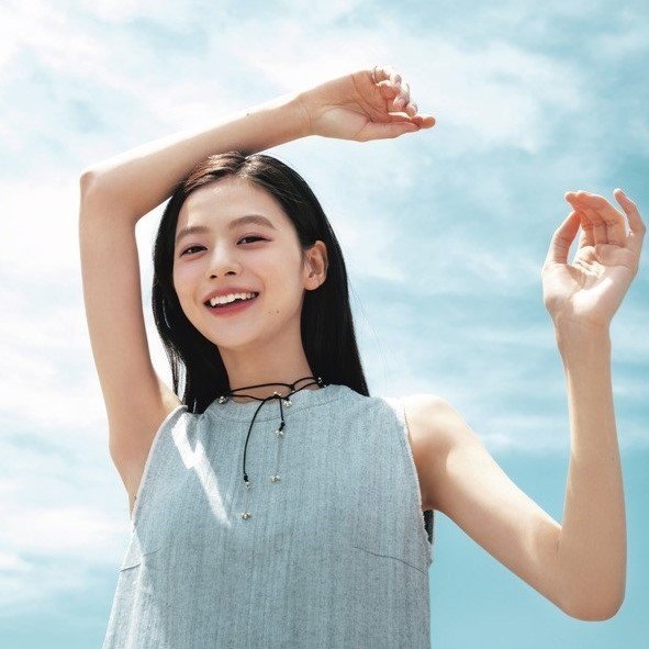 【保存版】ひと手間で差がつく！ 夏の暑さに負けない、無敵メイクのくずれないポイントを人気ヘアメイクが徹底解説