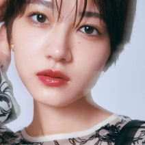 深艶ブラウンみリップでこなれたムードが漂うしゃれ顔に♡｜秋の大人バズメイク