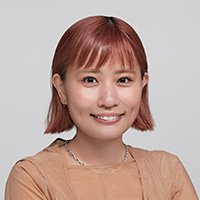 ヘア&メイクアップアーティスト 福岡玲衣さん