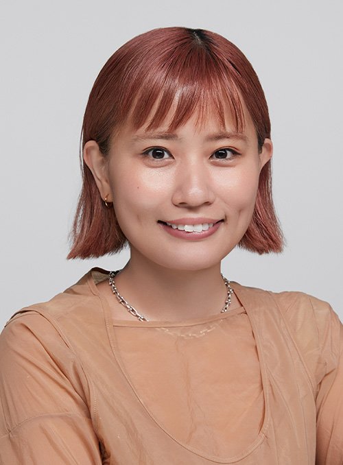 ヘア&メイクアップアーティスト 福岡玲衣さん