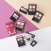 【保存版】絶妙なトーンで大人にこそ似合う♡ 秋の「影色シャドウ」の使い方｜H&M 中山友恵さんが提案