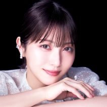 浜辺美波さん「型にはまらず、味のある俳優になりたい」｜2024年『美的』読者が選ぶベストビューティウーマン受賞