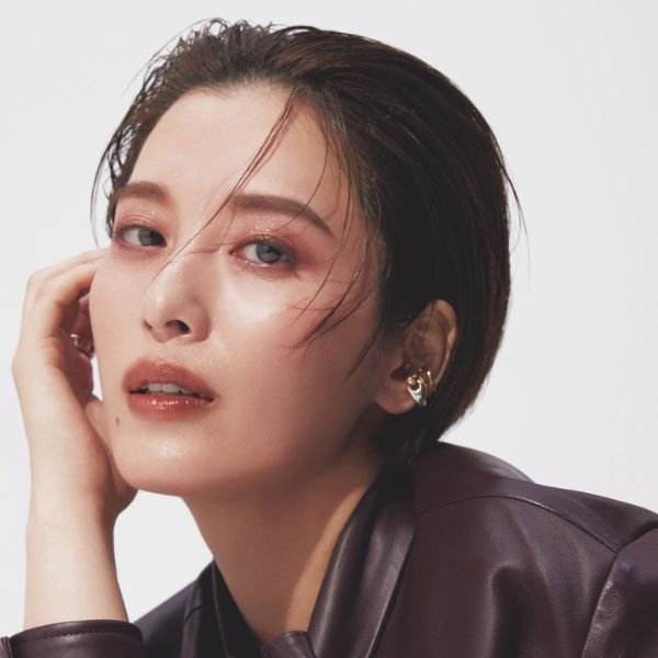 元宝塚トップスター 月城かなとさんが思う“美しい人”とは？｜『美的』1月号スペシャルインタビュー