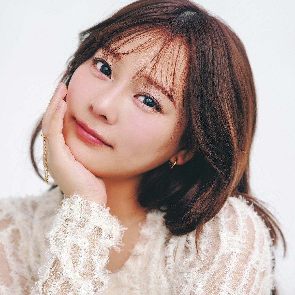 【元＝LOVE 齊藤なぎささん出演】THREE＆セザンヌの青みピンクリップを使った最旬春メイク
