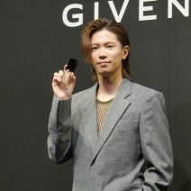 Number_iの神宮寺勇太さんがジバンシイ ビューティーのアンバサダーに就任！「プリズム・リーブル」の新ファンデの魅力をトーク