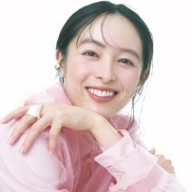 清野菜名さん「メイクでいろんな自分に出会えることが今とても楽しい」｜『美的』4月号スペシャルインタビュー