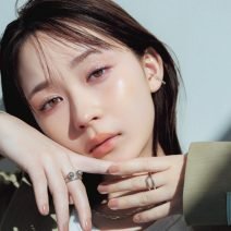 畑 芽育さん×中山友恵さん｜“ツヤベージュ”で生まれもった肌の色やパーツを生かしてより美しく♡