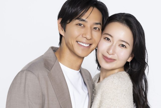 友永真也さん＆岩間 恵さん「妻のアドバイスは“絶対”！おすすめコスメ  