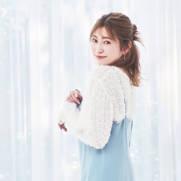 吉田朱里さんの日中のビューティルーティンを大公開！