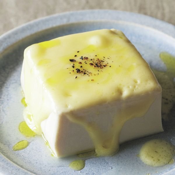 ＼体の不調が消えて脂肪も落ちる／超カンタン肝活レシピ「豆腐チーズ」