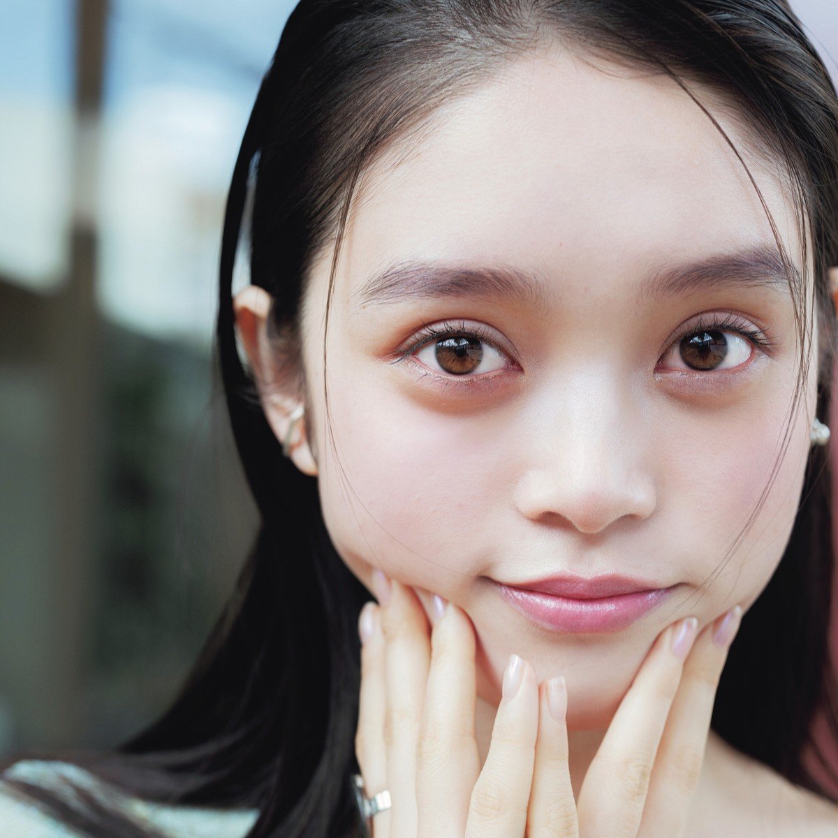 デイリーにも取り入れやすい♡ 高石あかりさんが「血色ヌーディメイク」でかわいいを演出