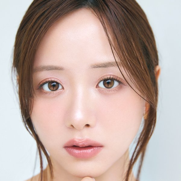 今月30歳を迎えた森 香澄さんが『美的』8月号に登場！ 愛されキレイのヒミツを全方位調査♡