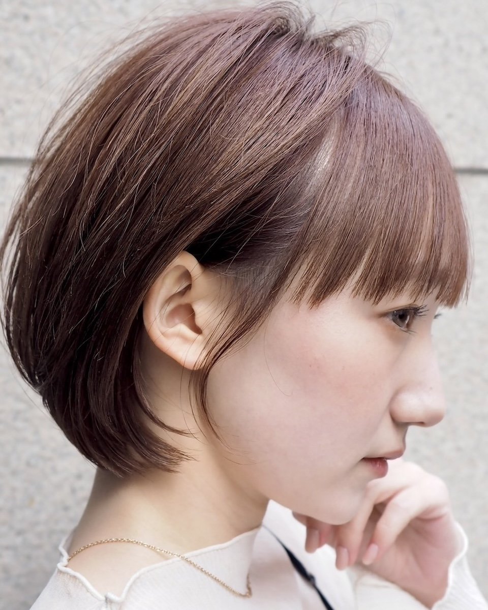 ショートボブ
