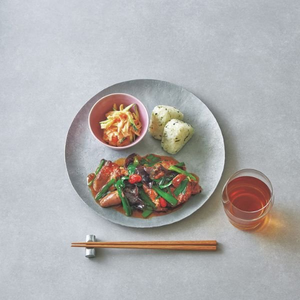 夏バテも紫外線疲れも吹き飛ぶ！ 「レバニラワンプレート」レシピ｜料理研究家・井澤由美子さんが提案