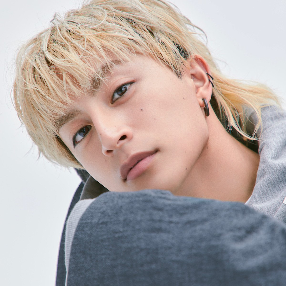 専用出品 白濱亜嵐2点 GENERATIONS・白濱亜嵐さん2nd写真集で、肉体美を最大限に披露！最近の