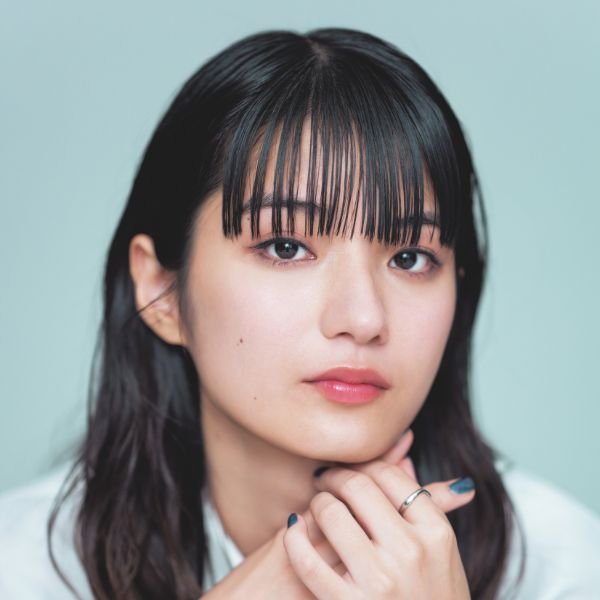 蒔田彩珠さん「美容は気持ちを上げてくれるもの 。お店でリップの色を試す時間も好き」｜映画『消滅世界』スペシャルインタビュー