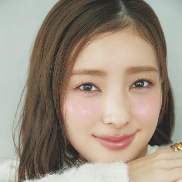 『美的』2025年下半期ベストコスメ【チーク編】ピュアな頬になれるアイテムがランクイン♡