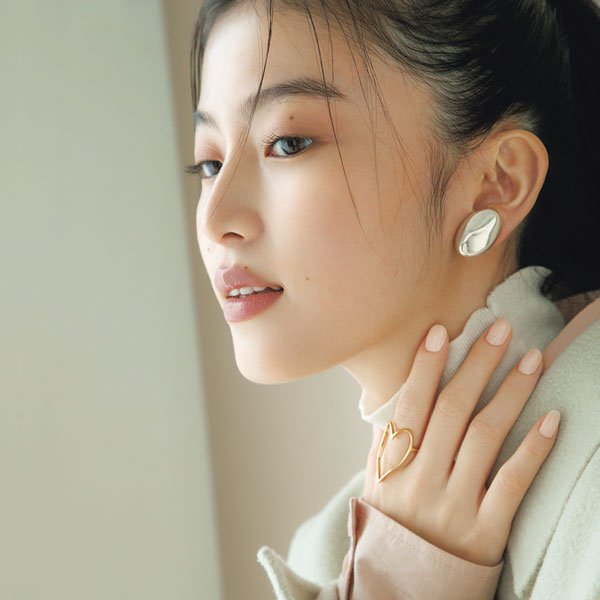 『美的』2025年下半期ベストコスメ【ネイル編】爪先に上品さを演出するカラーが上位に♡