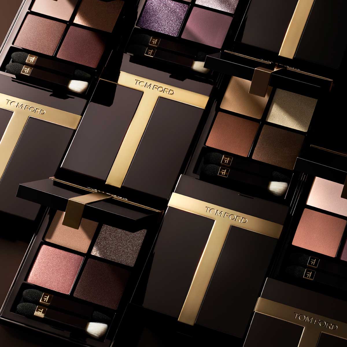 [TOM FORD]アイシャドウパレット トム フォード アイ カラー クォード】進化したアイシャドウパレットを