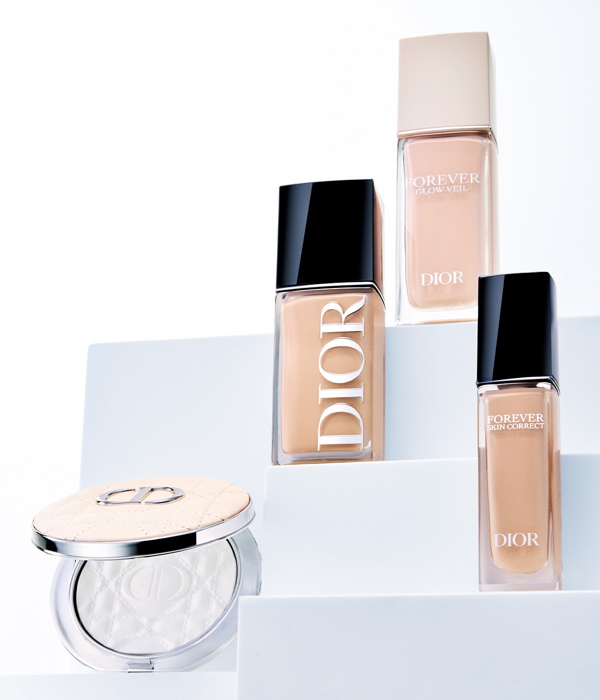 近づくほどに完璧。新生ディオール フォーエヴァー | 美的.com