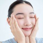 ニキビを防ぐ、さっぱり潤うスキンケアアイテム3選