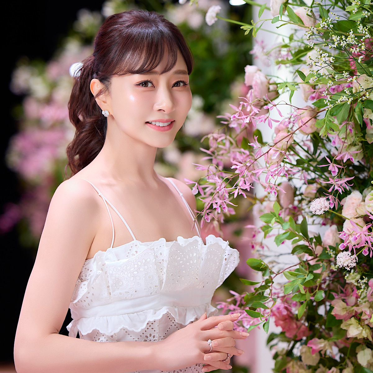 石井美保「50歳は、もう一度生まれ変わるタイミング」美容と人生のこれから