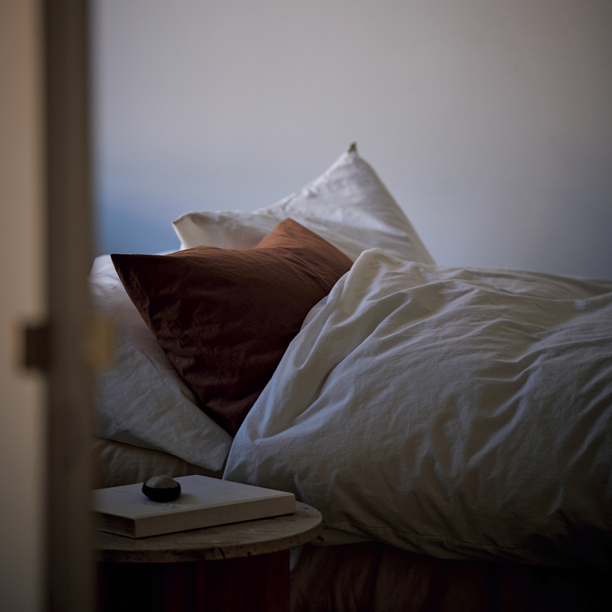 【寝て持久力UP】寝苦しい夜もぐっすり眠る睡眠環境の整え方｜美的GRAND