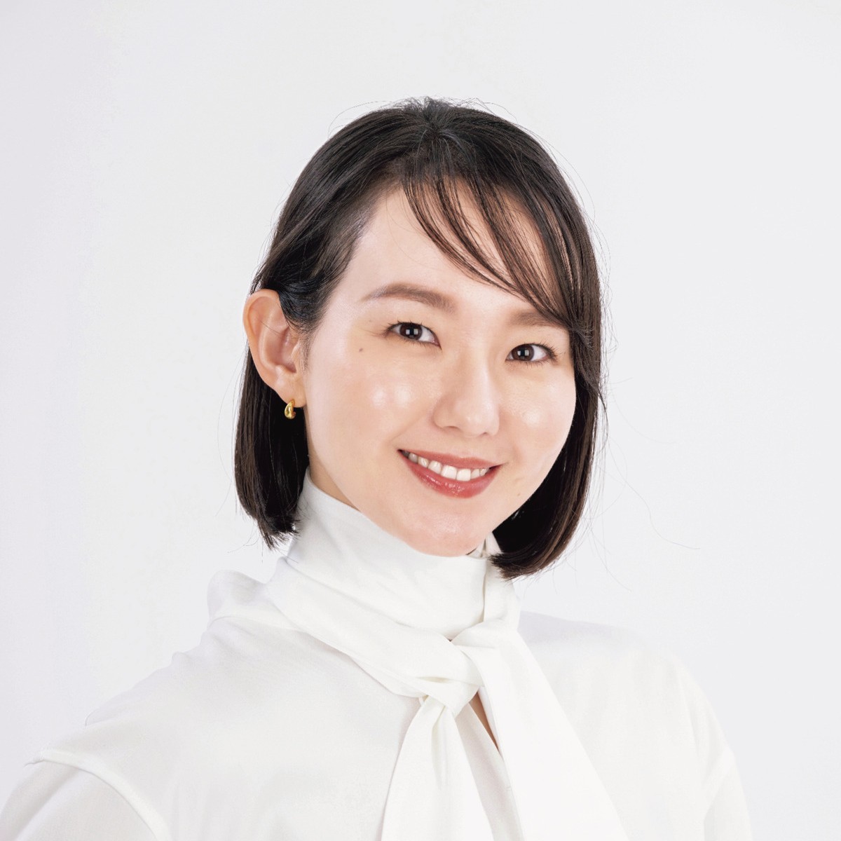 美容偏愛アナリスト・うさよしさんの夏のレスキューポーチの中身を大公開