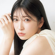 吉田朱里さん