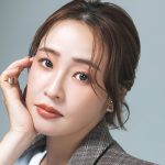「眉はメイクやファッションに合わせて変えるべき？」｜大沢あかね、プロの『美』を盗む。ただの美人じゃ終わらない。vol.1