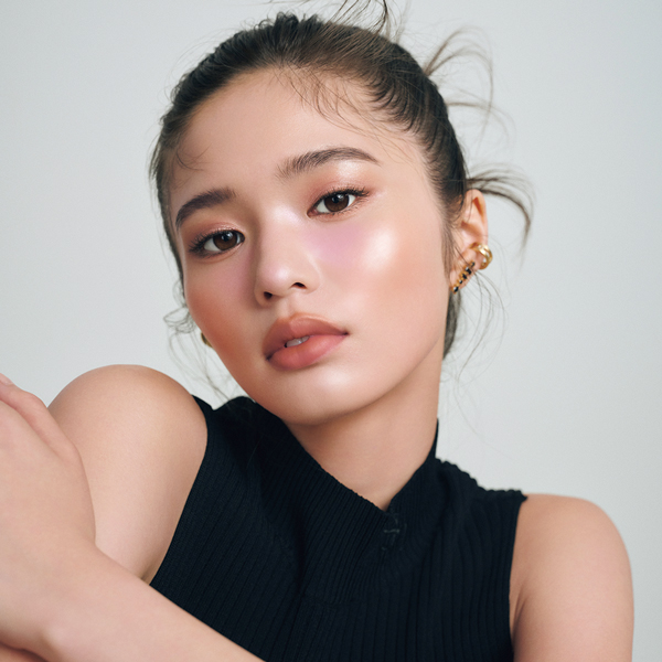 TOAさん（CIRRA）×H&M 福岡玲衣さん「品格ベージュ」メイク｜SUQQUのウォームベージュリップで今っぽいしゃれ感を演出♡