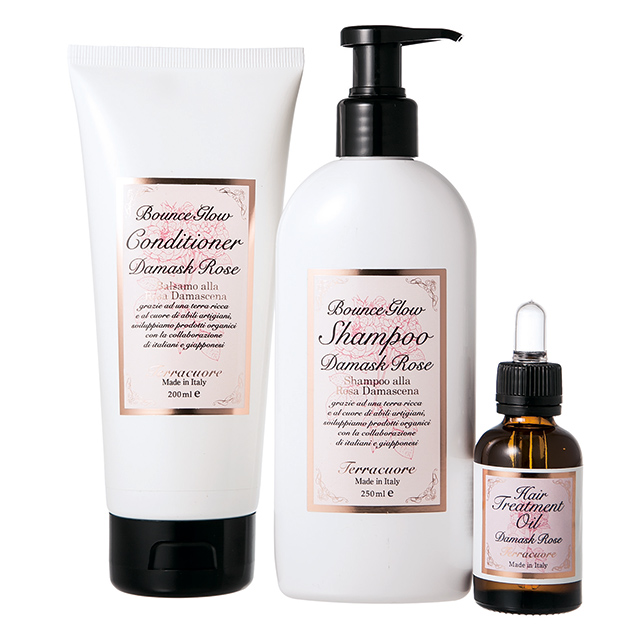 有機農法で育ったダマスクローズの芳醇な香り