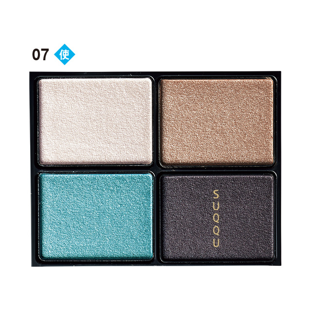 【読者アイシャドウ ランキング6位&美容賢者ランキング1位】 スック｜デザイニング カラー アイズ 各￥6,800 